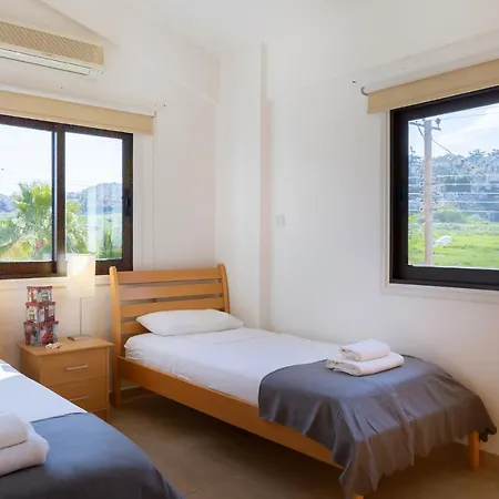 Villa Athena *